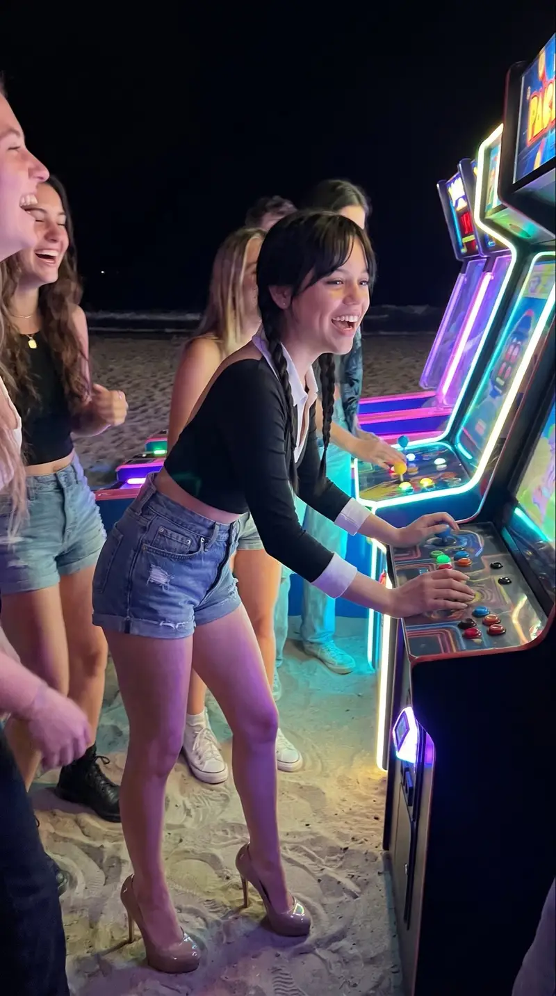 Preview of Beach Arcade Night iPhone Shot
