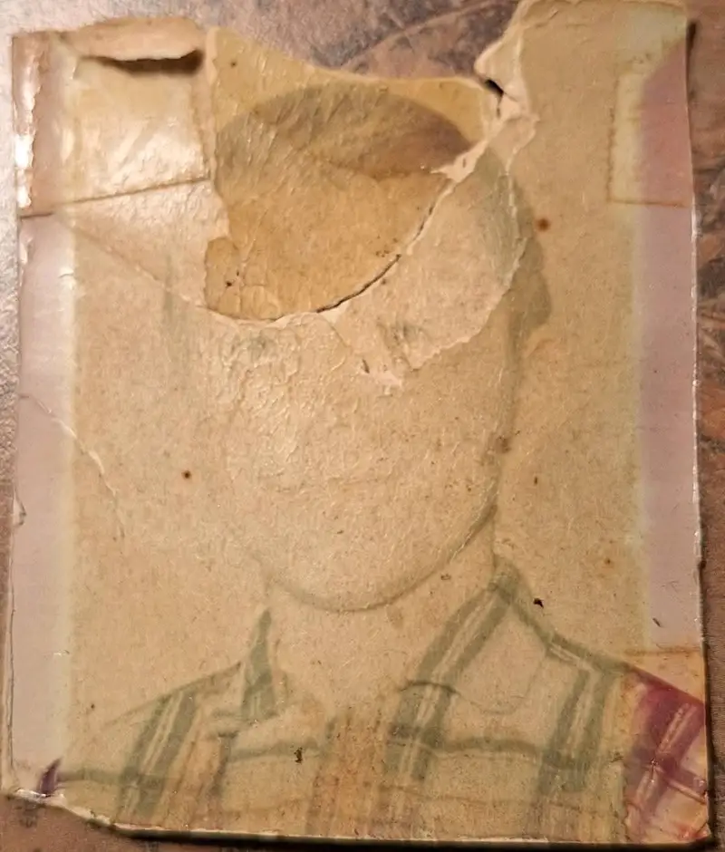 Preview of Old Photo Restoration to DSLR-Quality Portrait