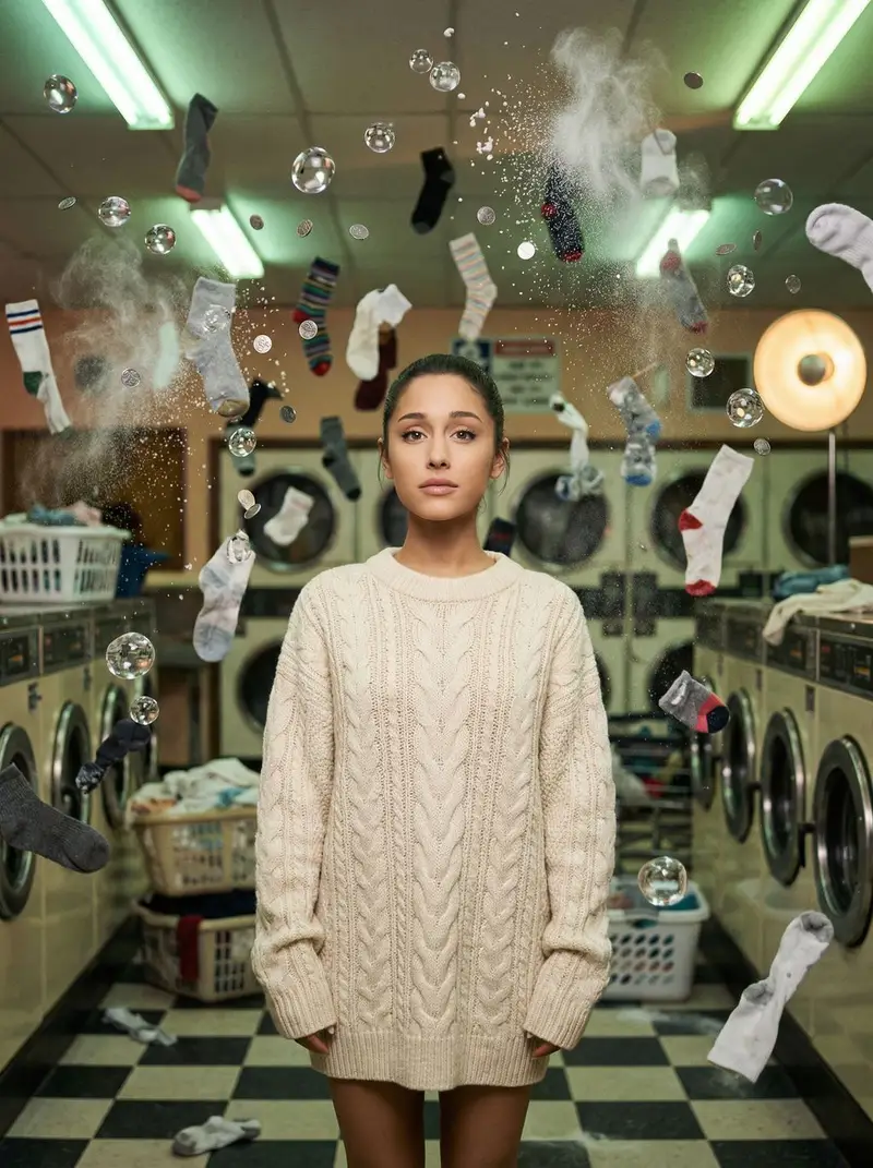 پیش‌نمایش Zero-G Laundromat: Surreal Fashion Editorial