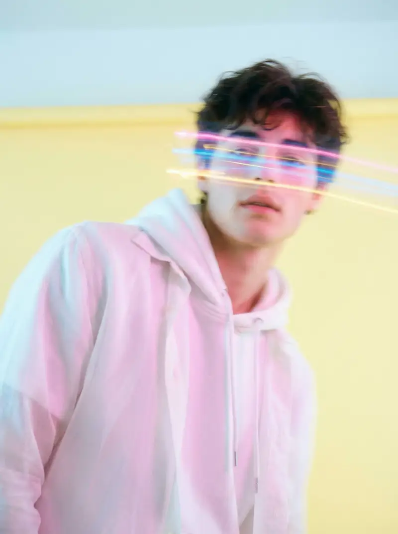Preview of Richard Avedon Style Motion Blur Portrait