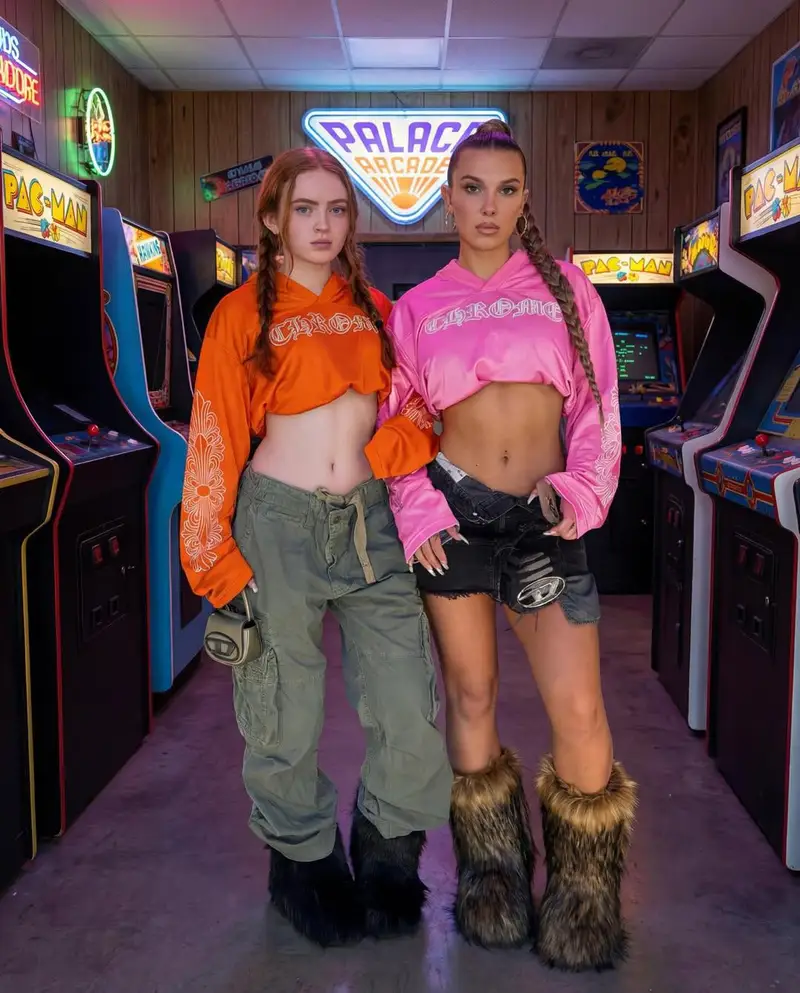 Preview of Stranger Things Duo in Retro Arcade (3 Prompts)